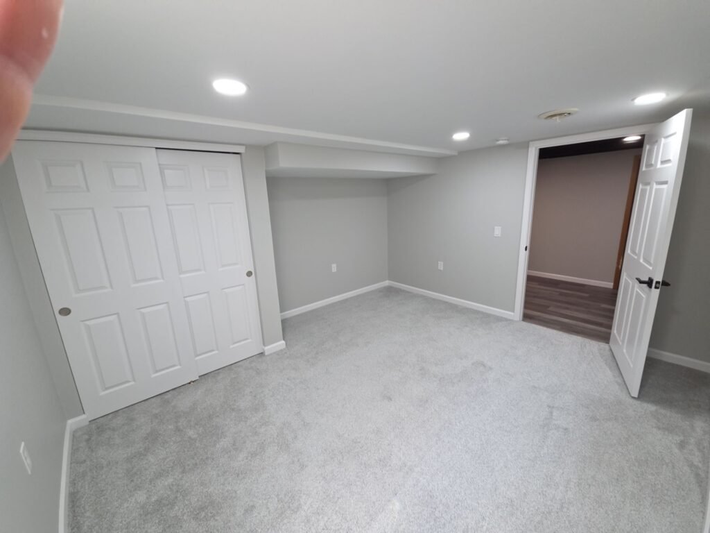 basement-remodel-contractors-maumee-crd-construction1